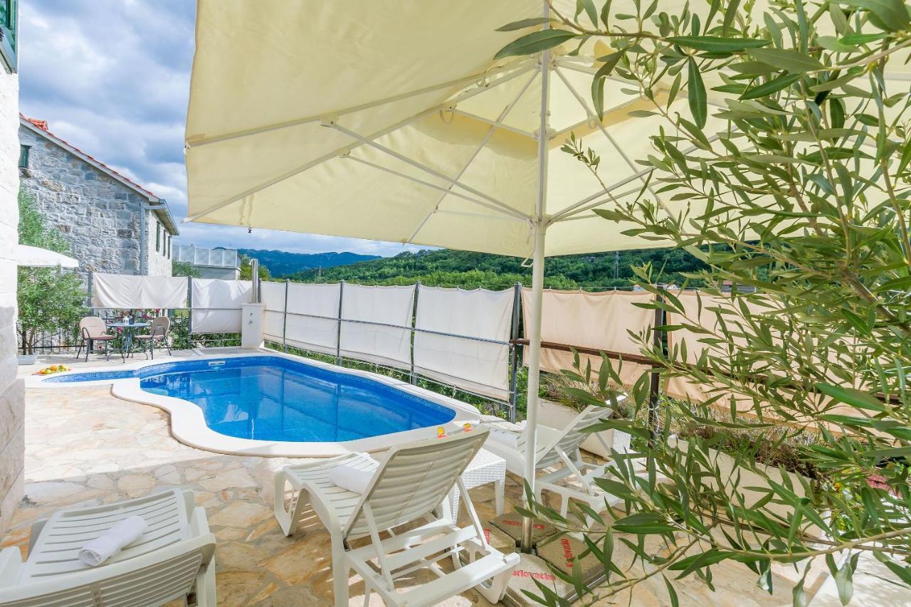 Villa Holiday Home Zvecanje מראה חיצוני תמונה